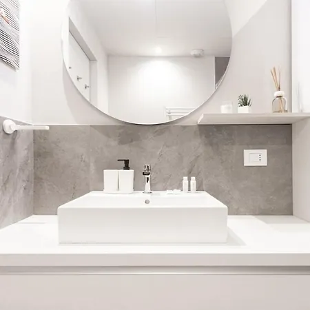 Easylife - - Bixio 17 P1 - Porta Venezia Lejlighed *